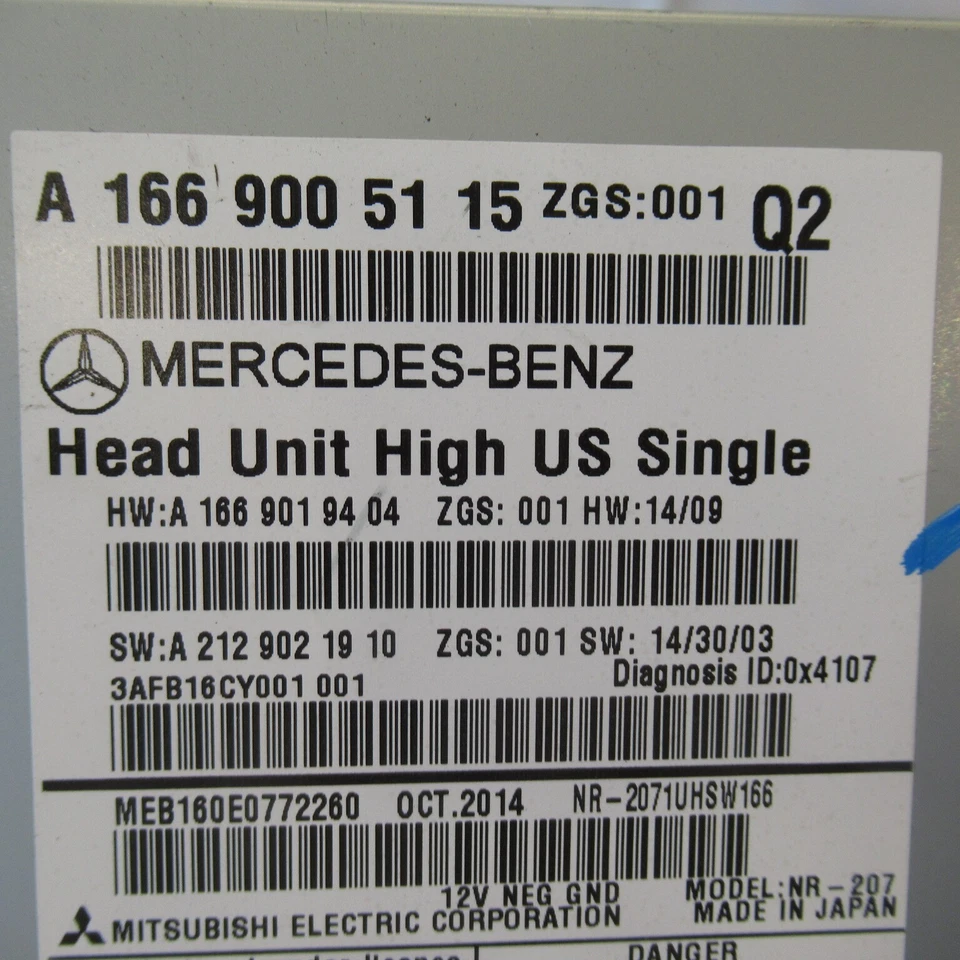 2015 年梅赛德斯-奔驰 GL 级无线电接收器带导航原始设备制造商 — 第 2/4 张图片