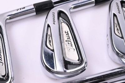 Titleist 714 AP2 Eisen / 4-PW / Stiff Flex Dynamic Gold S300 Schäfte