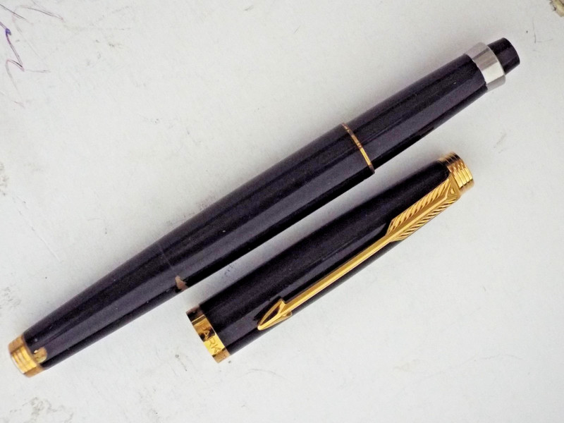 Black Lacquer Parker 75 rollerball pen Gold filled trim France blue refill