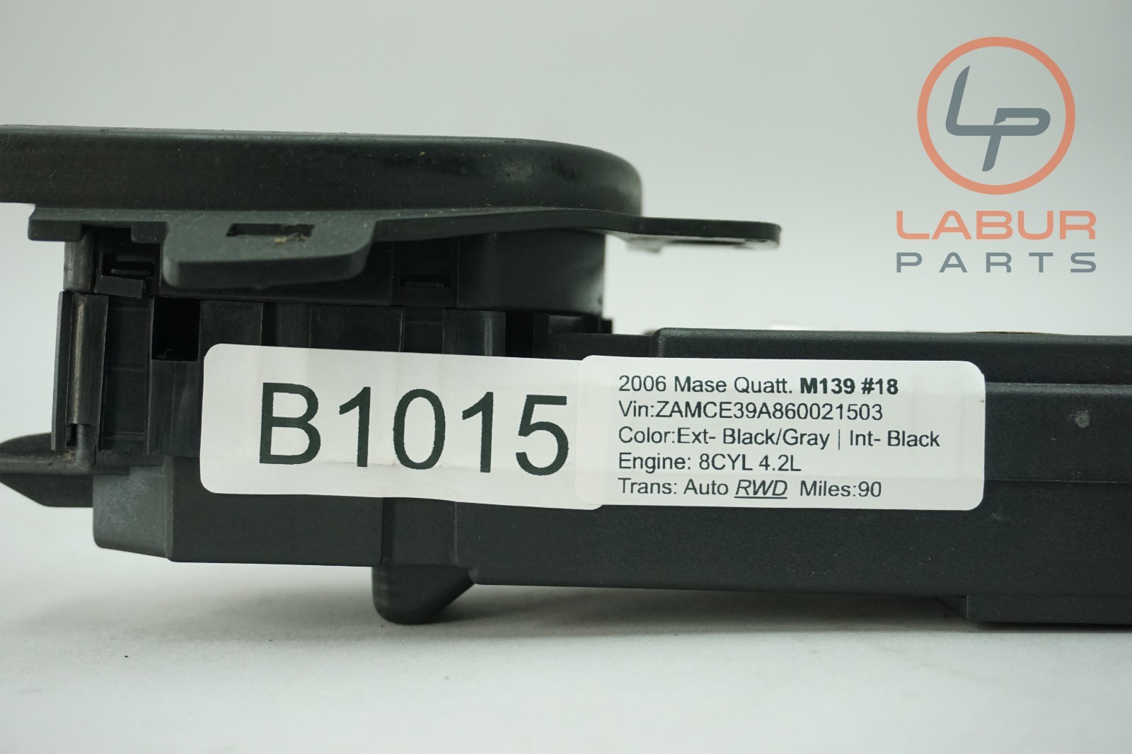 M139 03-13 Maserati Quattroporte Front Right Passenger Door Window Switch B1015
