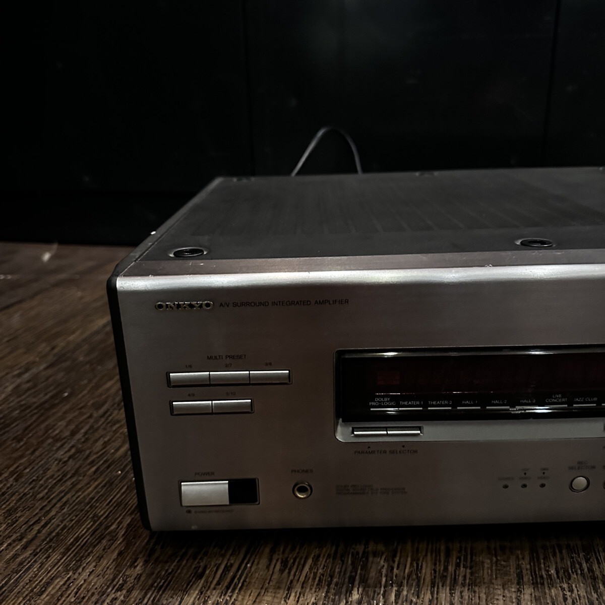 家電 ONKYO A-V801PRO ONKYO A-V801PRO AV Amplifier Silver AC100V 50/60Hz 245W Made in
