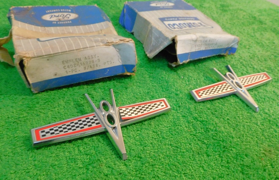 1964 Ford Falcon Futura Sprint Ranchero NOS V-8 FENDER EMBLEM ORNAMENTS ...