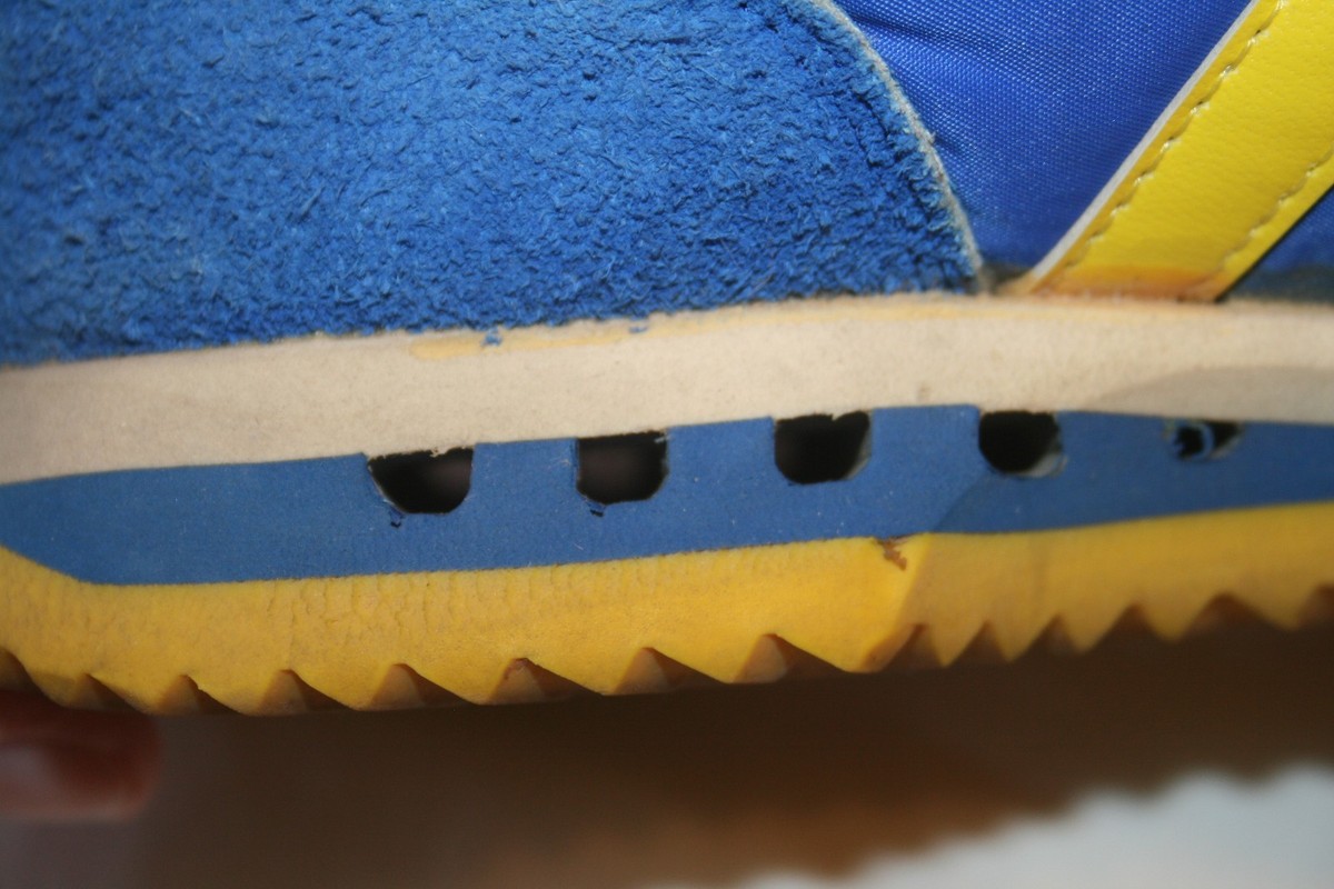 シュガーバース　初代 Vintage Asics Tiger Made in Japan Blue Yellow Sneakers Shoes Size