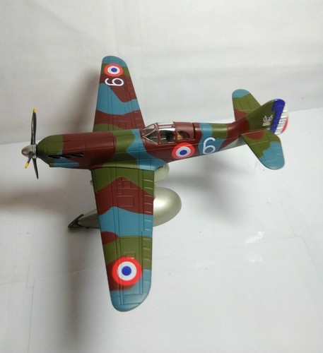 Sky Pilot Collection Military Airplane SPITFIRE 20203 New in Box - Picture 2 of 2