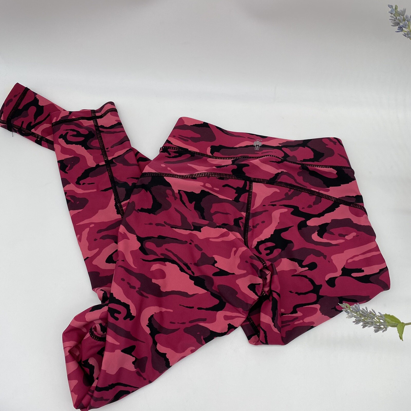 Human Performance Engineering Pink Camouflage leg… - image 4