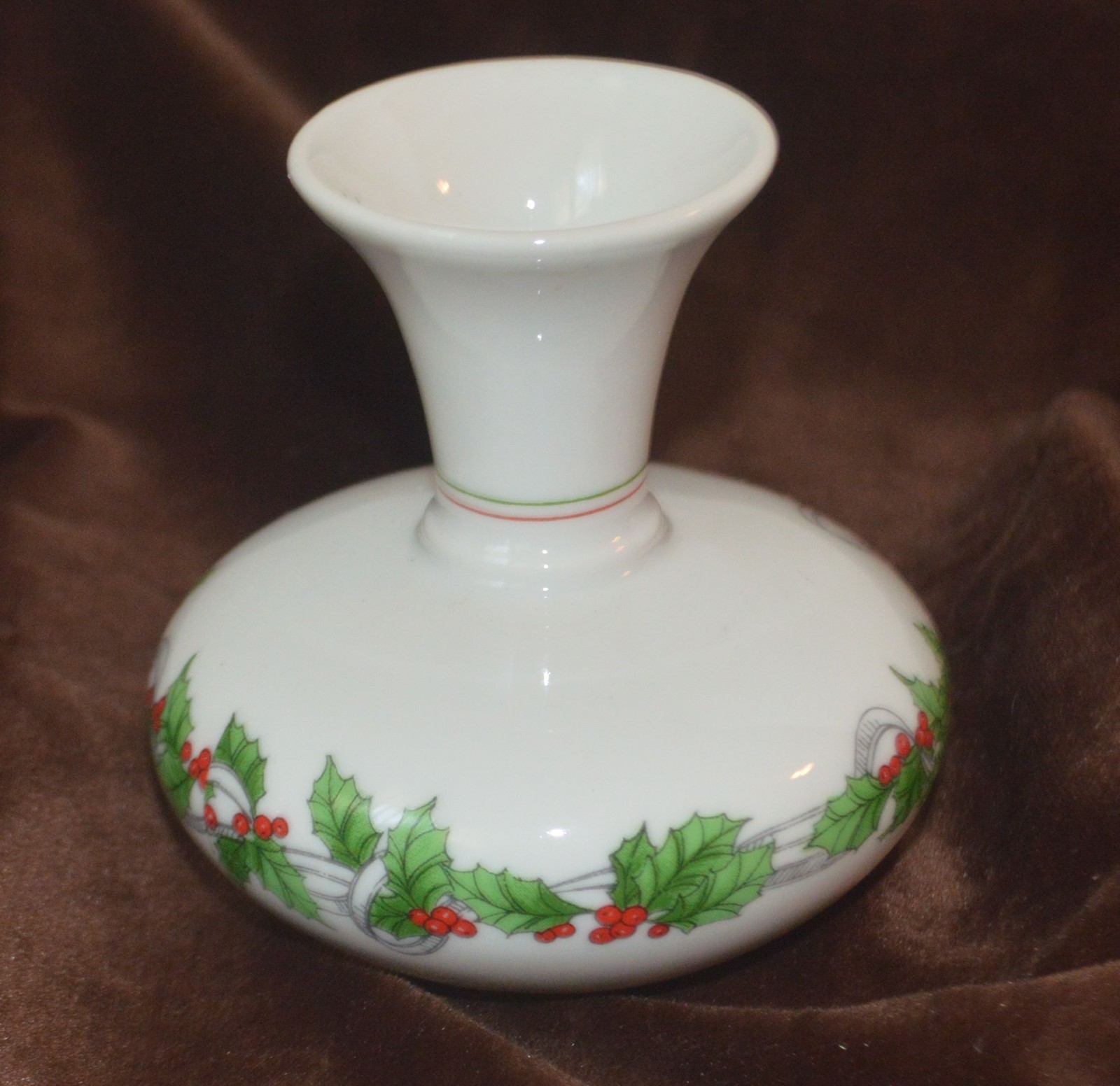 Poinsettia Small Christmas Decoration Vase The Tuscany Collection Adorable