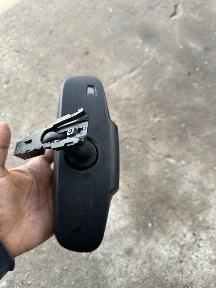 2011-2015 雪佛兰科鲁兹内部后视镜带自动调光和 Onstar E1102639 — 第 3/4 张图片