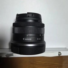 Canon RF-S 18-45mm Lens Bundle Lightly Used