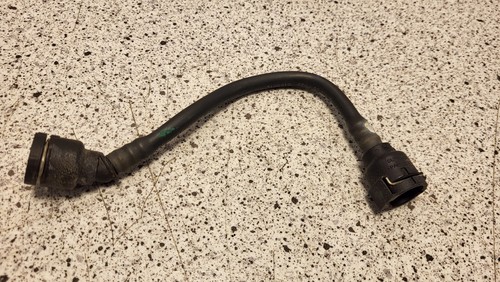 BMW G21 320d xDrive, Rohr Ausgleichsbehälter-Kühlmittelkühler, 17128581013