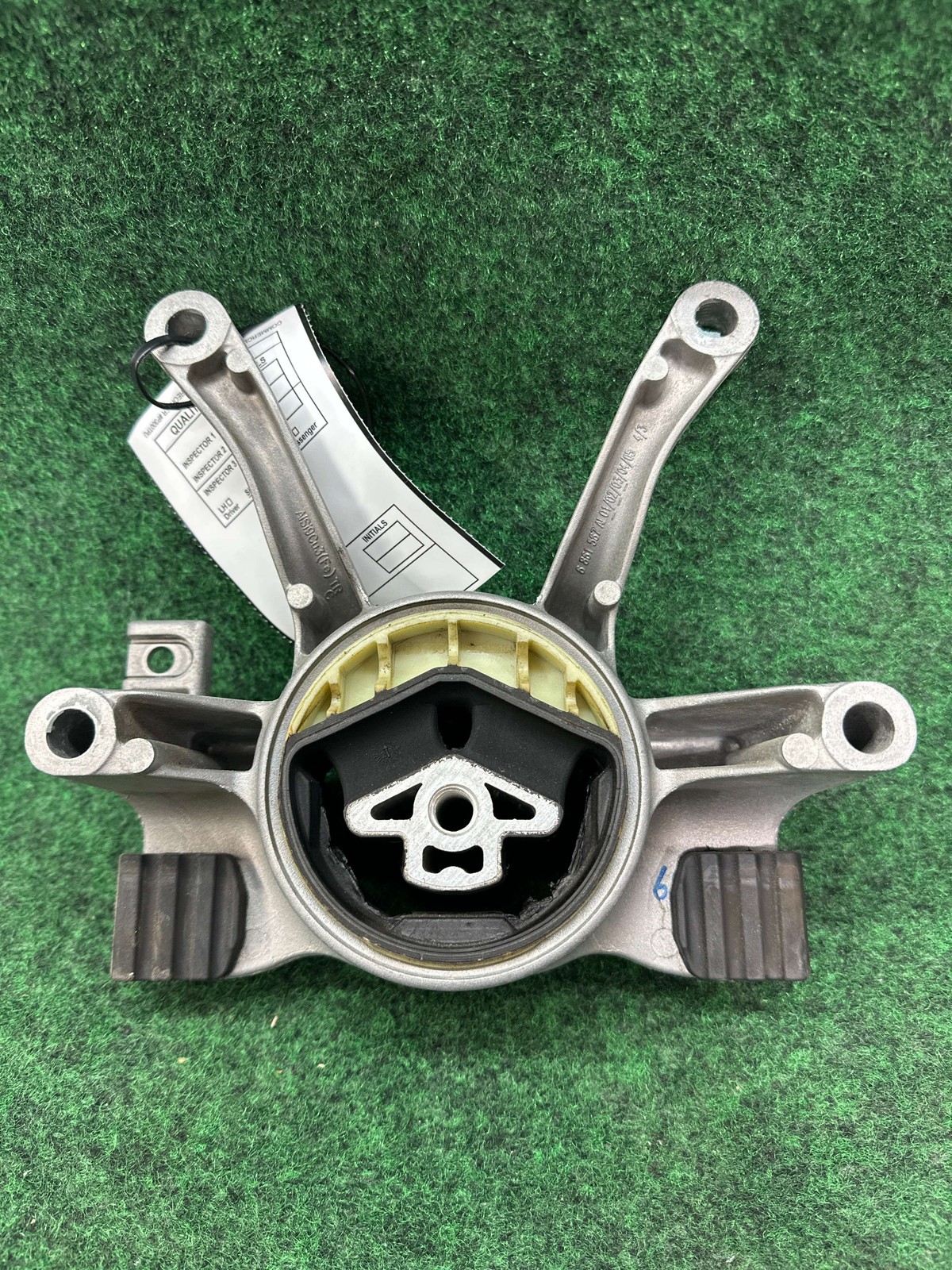 2019-2023 Bmw X5 Transmission Mount Assembly Oem 22326862575 Original