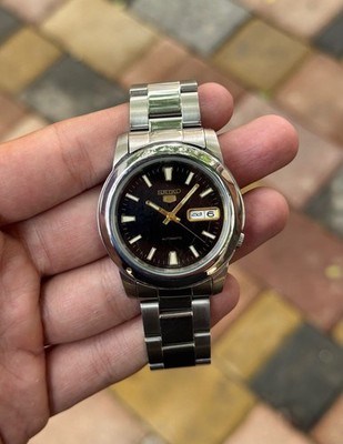 Vintage Seiko 5 Automatic 7S26-00X0 Men's Wrist Watch Black Dial Day Date Japan