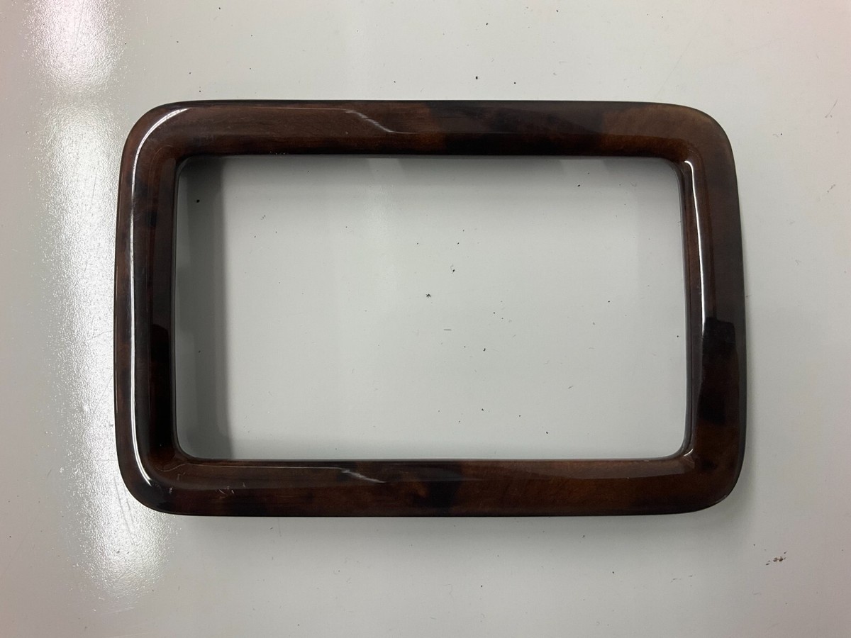 07-16 Volvo S80 XC70 V70 Walnut Brown Classic Wood Left Dash Inlay
