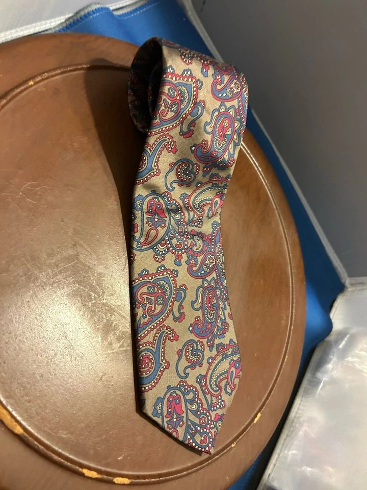 Corbata de cachemira 102 Madison marrón 100 % seda italiana hecha en EE. UU. Foto 2 de 4