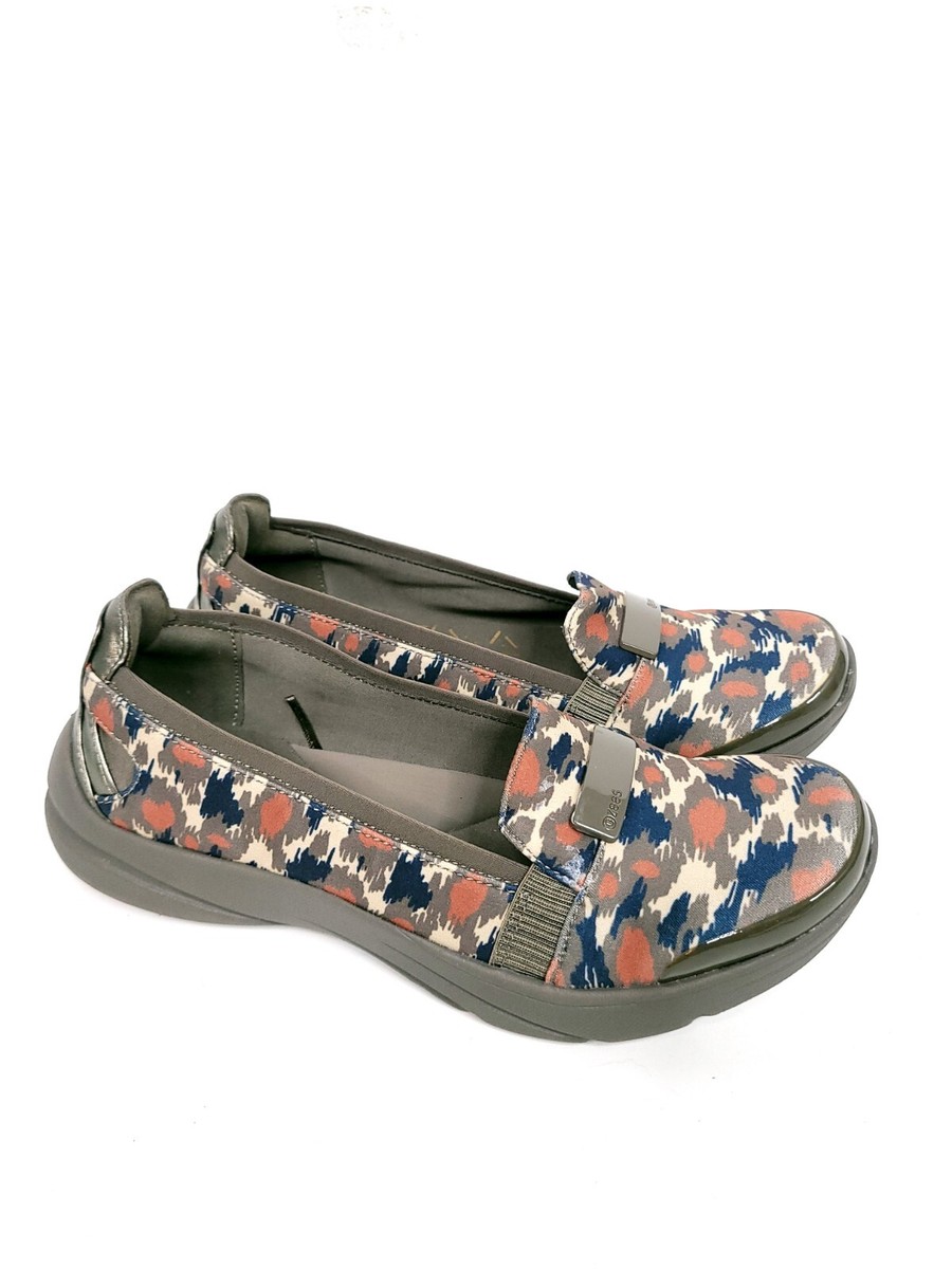 Comfort Shoes Bzees Lipstick Washable Slip On Shoe Bzees Womens