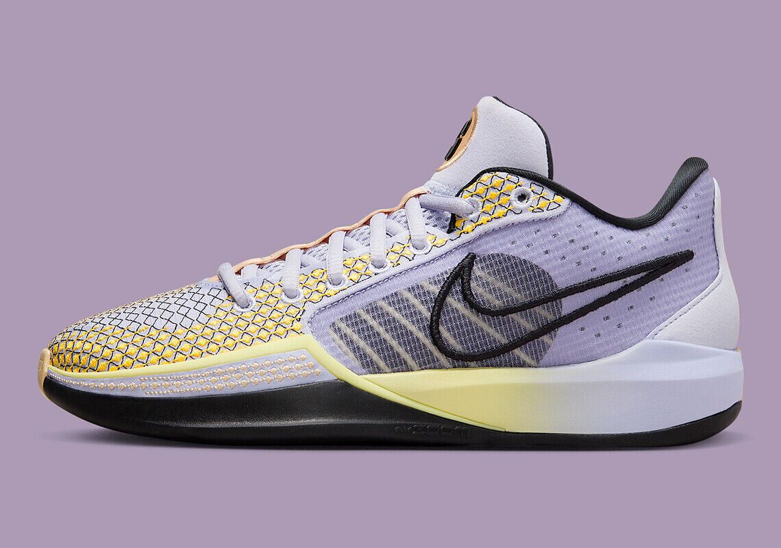 Баскетбольный мяч Nike Sabrina 1 Spark Oxygen Purple Black FQ3381-501 Женский размер