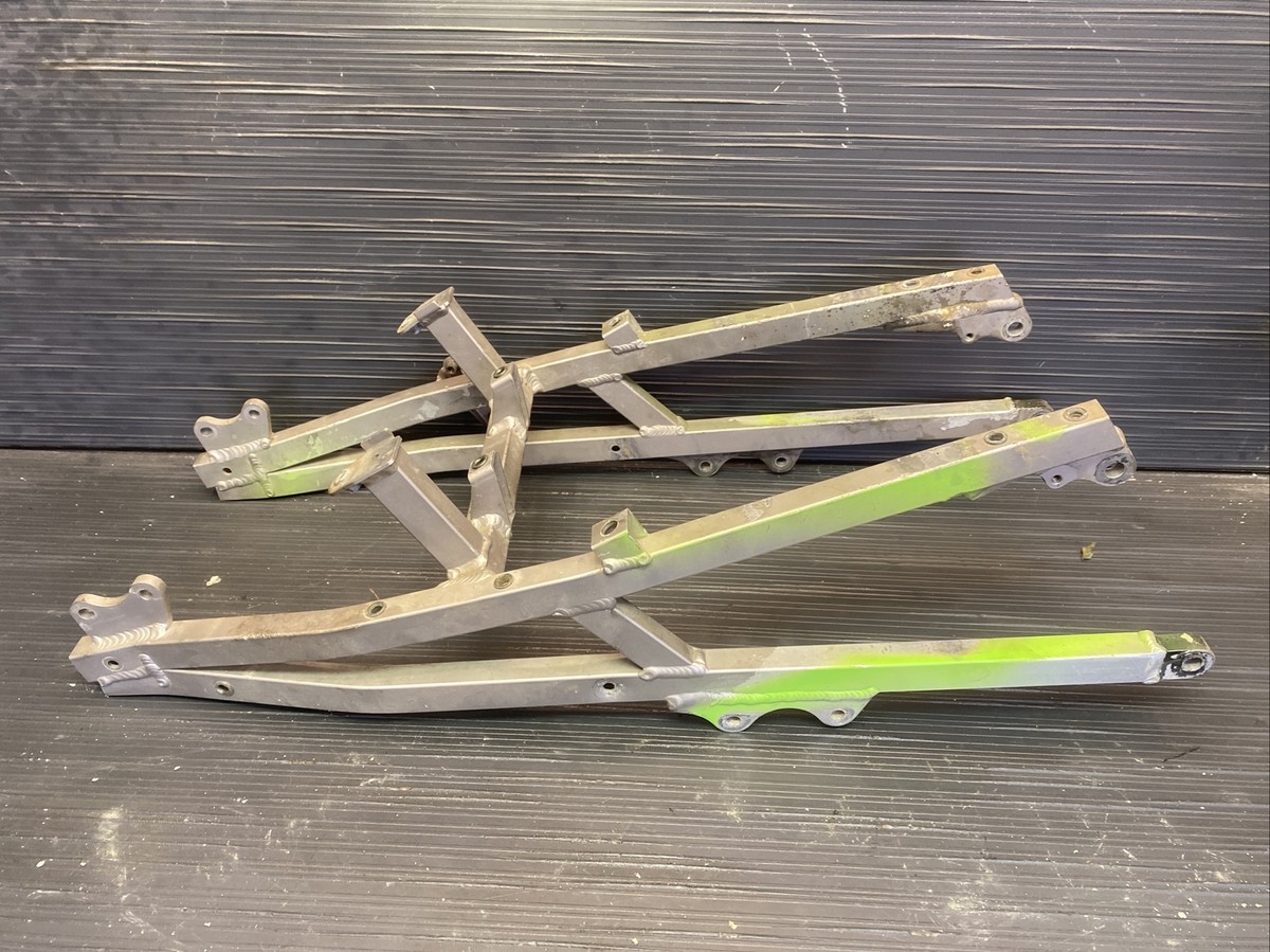2000 Kawasaki Ninja ZX7R subframe, sub frame #3723 | eBay