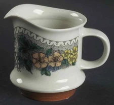 Goebel Burgund Creamer 5967441