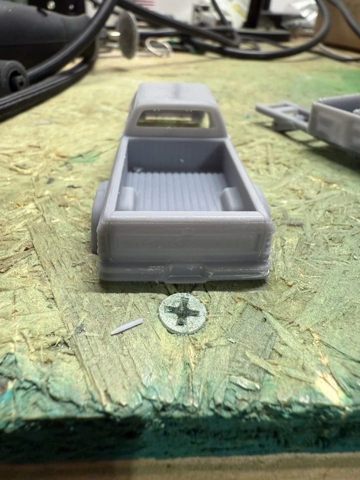 1/87 3D Printed 80s Dodge 350 Dually Crew Cab - Image 4 of 4