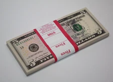 Uncirculated Run of 100 Consecutive 2021 $5 in Sequence Star Notes  [095GRA]