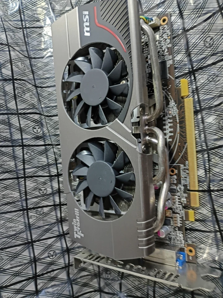 MSI R7850 Twin Frozr III 2GB GDDR5/OC PCIe Graphics Card - Pre-Owned - Image 2 of 4