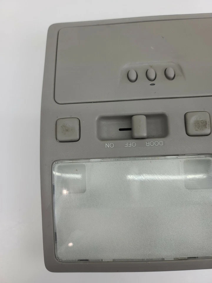 2002 LEXUS GS300 OVERHEAD CONSOLE DOME MAP LAMP LIGHT OEM - Image 3 of 4