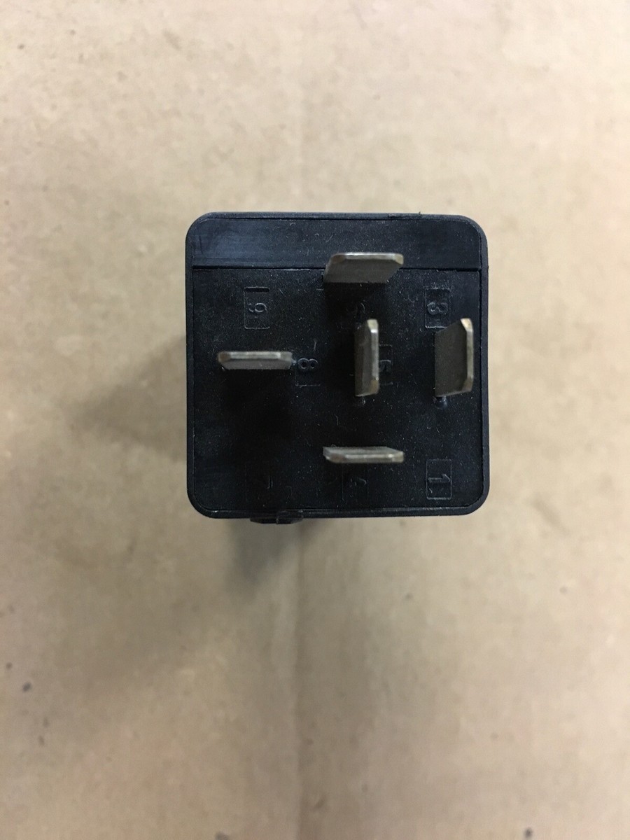 BMW E39,E38 RELAY FOR CONSUMER SHUTDOWN 61354101608 BMW E39,E38 RELAY FOR CONSUMER SHUTDOWN 61354101608