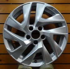 OEM Used 2015-2016 Honda CR-V 17" Wheel Rim Silver 64069A