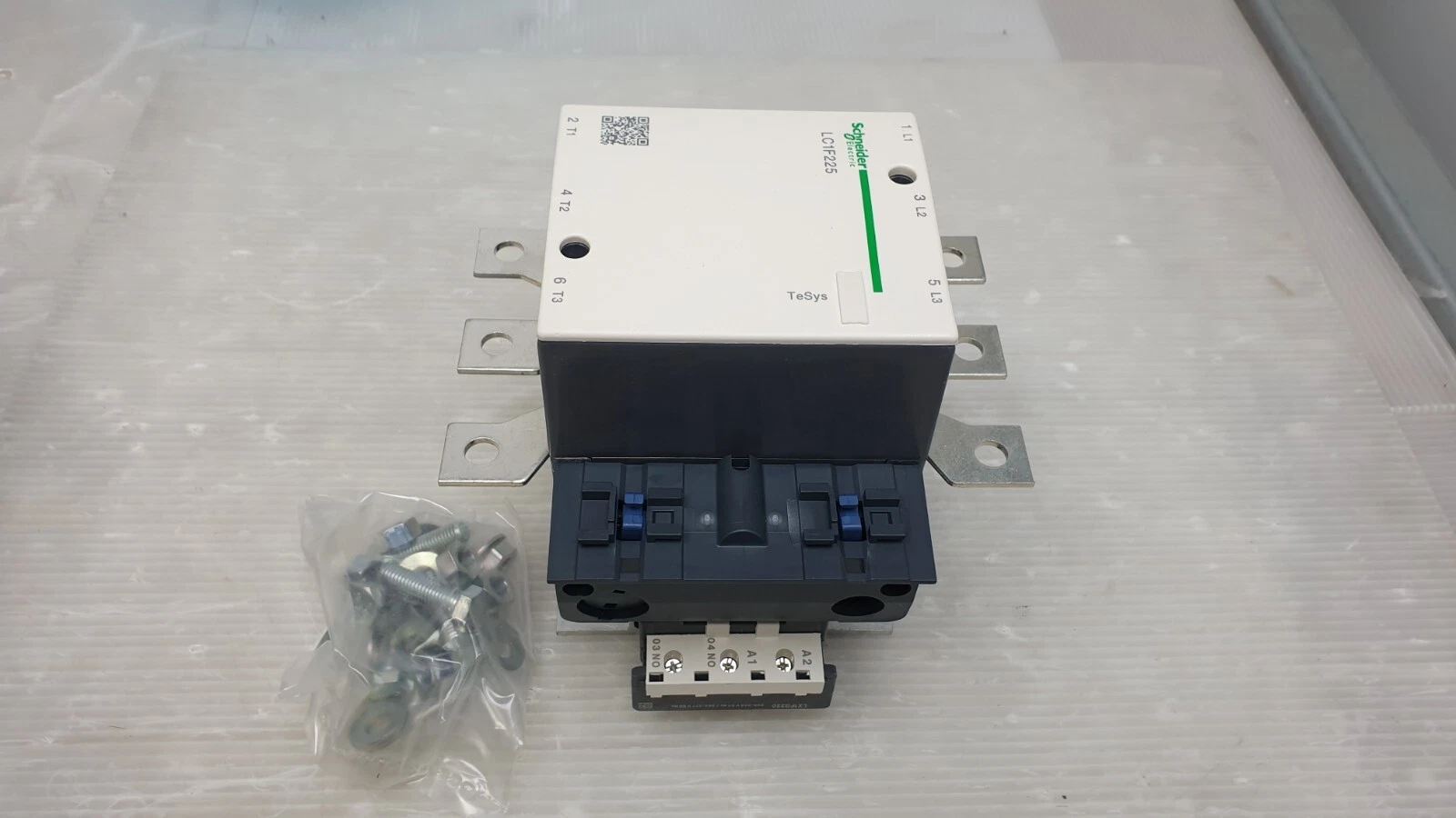 LC1F225 contactor from the coil side, coil terminals A1 A2 and 03/04 NO contact