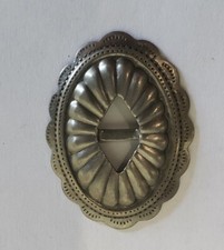 OVAL GUNMETAL GREY/W. STYLE CONCHOS NICE EMBOSSED LOOK 6/PACK 1.5" X 1"