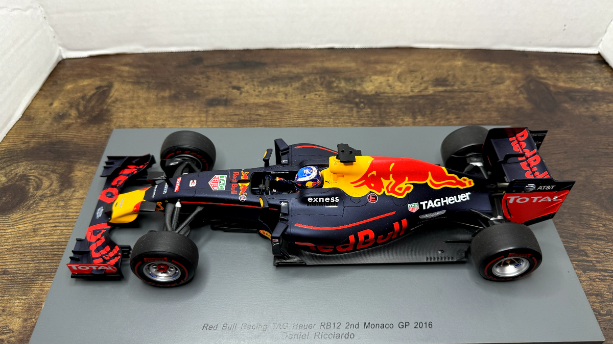 Spark 1:18 Red Bull Racing TAG Heuer RB12 2nd Monaco GP 2016