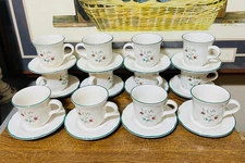 Set of 2 PFALTZGRAFF Christmas Winterberry Cup & Saucer 4 pieces