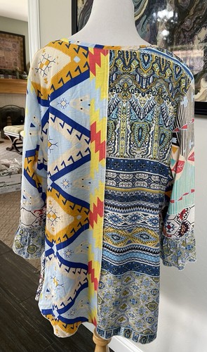 Calessa Top 1x Aztec Geometric Asymmetrical Hem Bell Sleeve Boho Artsy Festival - Picture 4 of 22