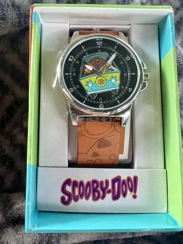 New With Box Scooby Doo Warner Brothers Mystery Machine Rare Watch Boxed