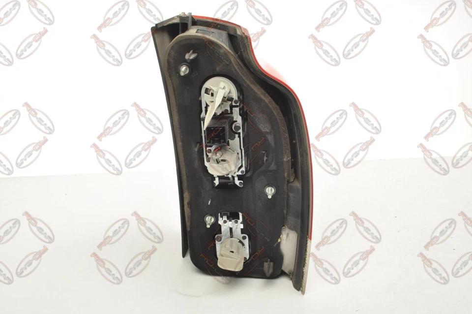 VOLVO XC70 V70 II Facelift Luz Trasera Izquierda - Imagen 4 de 4