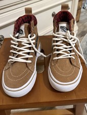 Vans Shoes SK-8 Kids Size 2.0 Hi/Mid Top Cold Weather Sneakers Brown. NEW