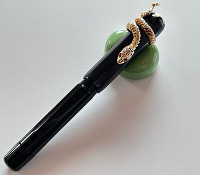 Montblanc Vintage Safety Fountain Pen 14K Gold Snake Clip Diamond