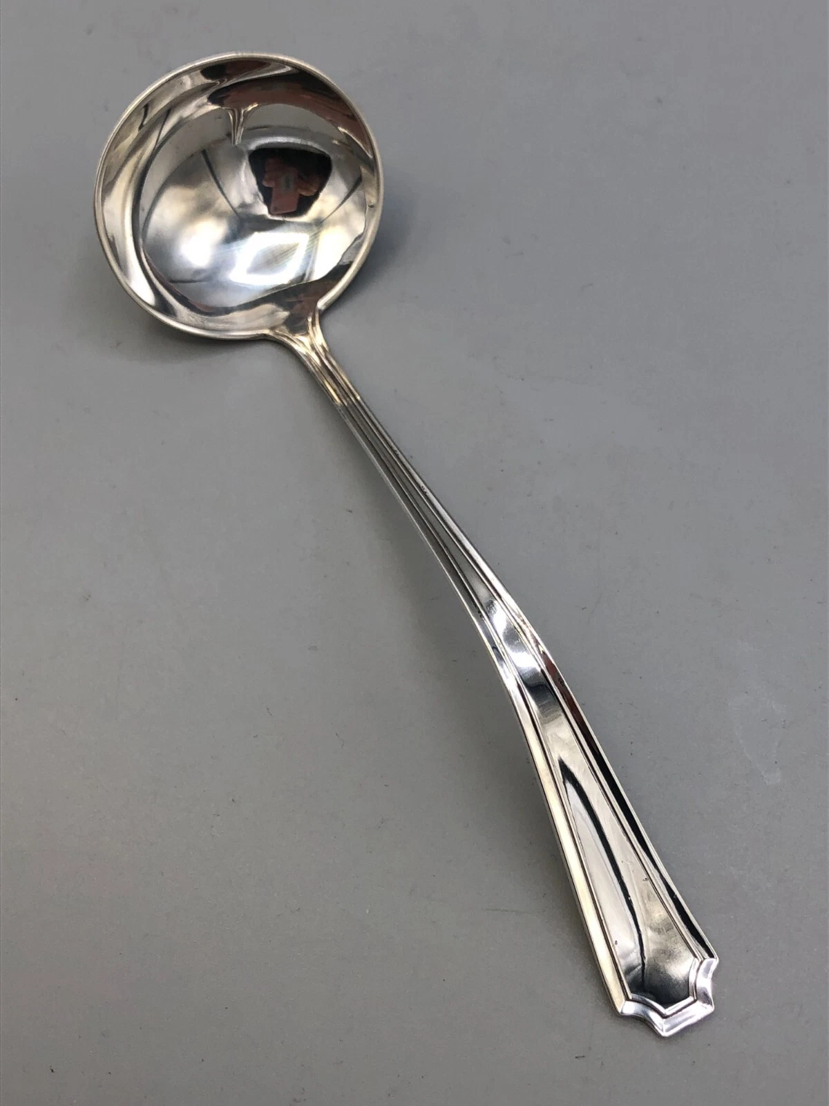 Fairfax by Durgin div. of Gorham Sterling Silver Cream or Sauce Ladle 5"
Opens in a new window or ta