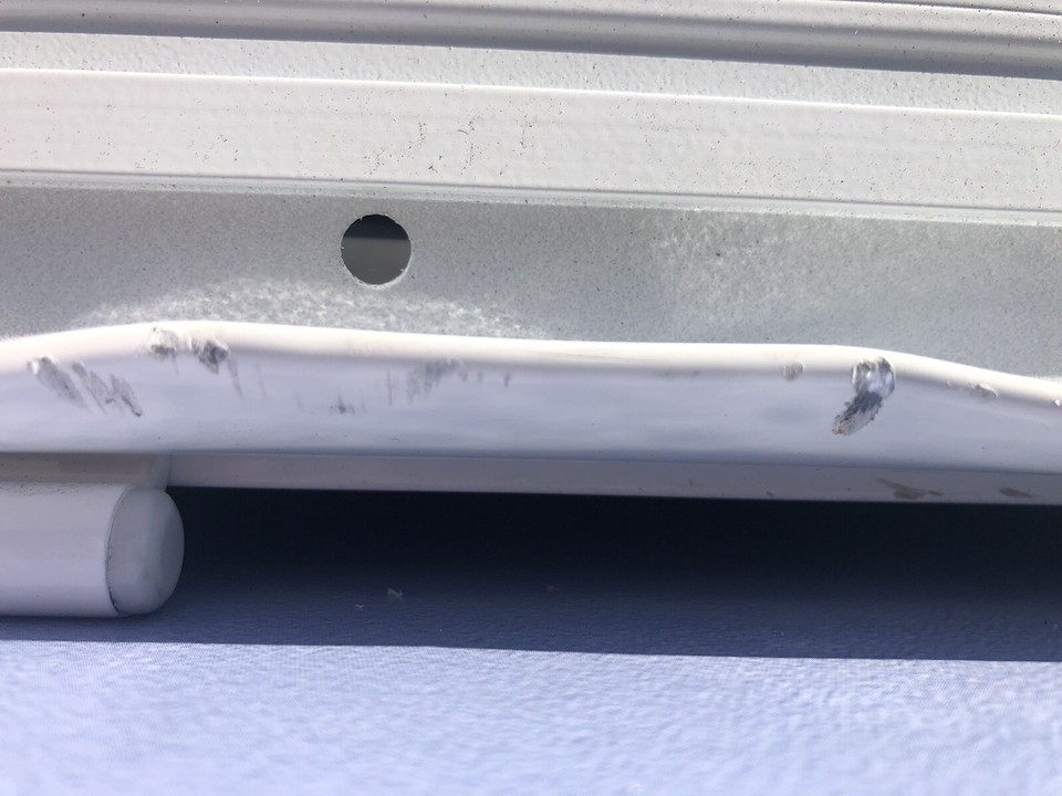 ITASCA / WINNEBAGO Entry Door w/ Window / Latch Part 329933 01 06A