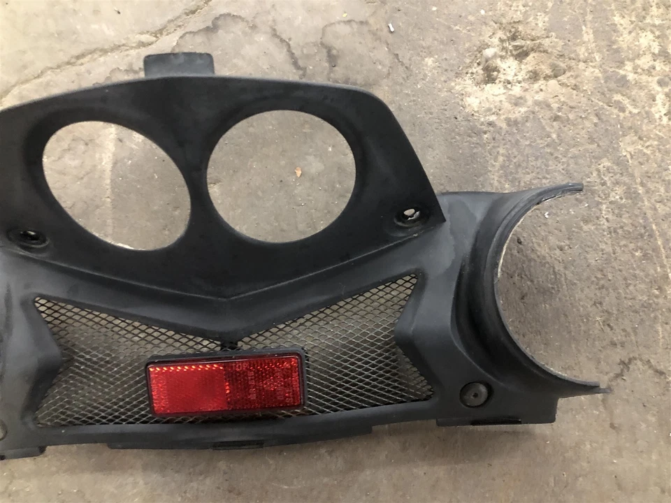 Yamaha RX1 RX10 Warrior Mountain 03 04 05 2003 2004 2005 panel Taillight Cover - Image 3 of 3