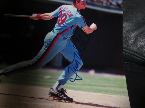 Tim Wallach Signed Photo  - Picture 2 of 3