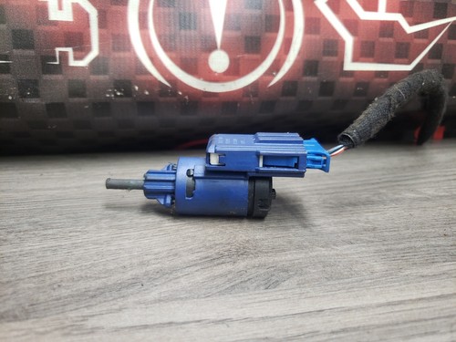 1998 - 2010 Volkswagen Clutch Safe Starting Starter Safety Switch With Pigtail - Picture 3 of 12