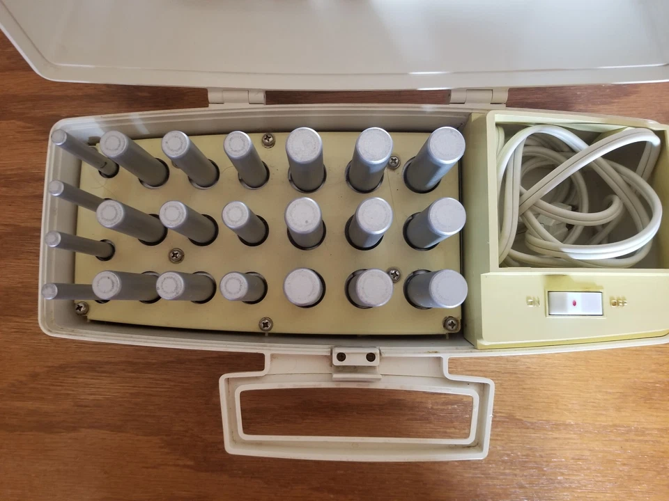 Vintage Oster Curlsette Model 613 Hot Rollers with Clips Tested Working.  Japan - Image 4 of 4