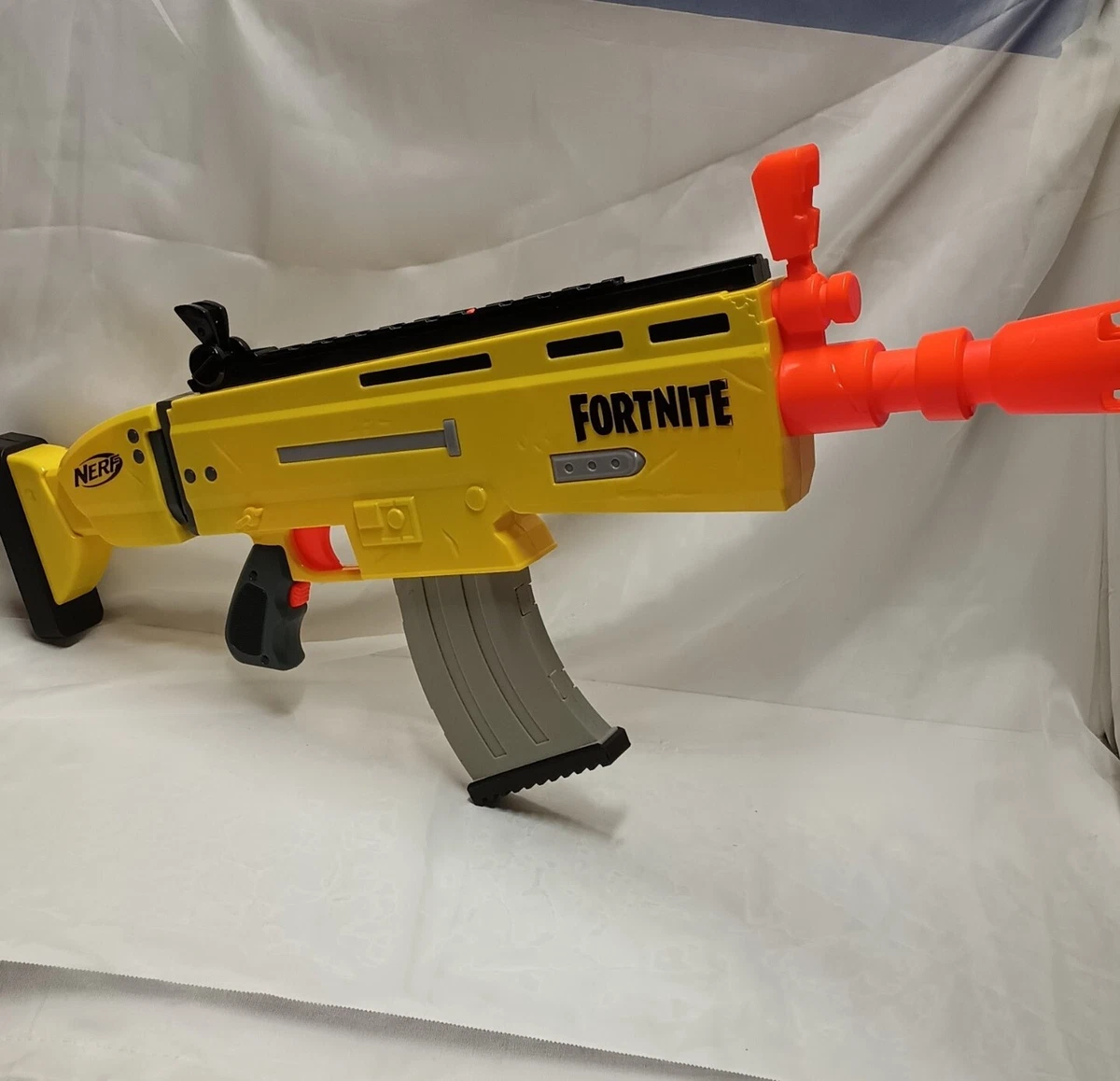 NERF Fortnite AR L Elite Dart Blaster 2018 GOLD SCAR Gun HASBRO EPIC GAMES NiCe