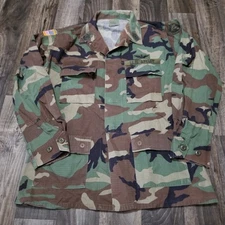 Army Hot Weather Field Coat Mens Medium Long Woodland Camo BDU Multiple Patches