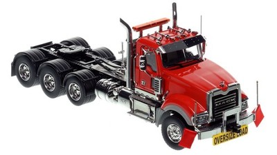 Heavy Haul Replicas HHR135D-1 1/50 Mack Titan Tri-axle Tractor Red over Black
