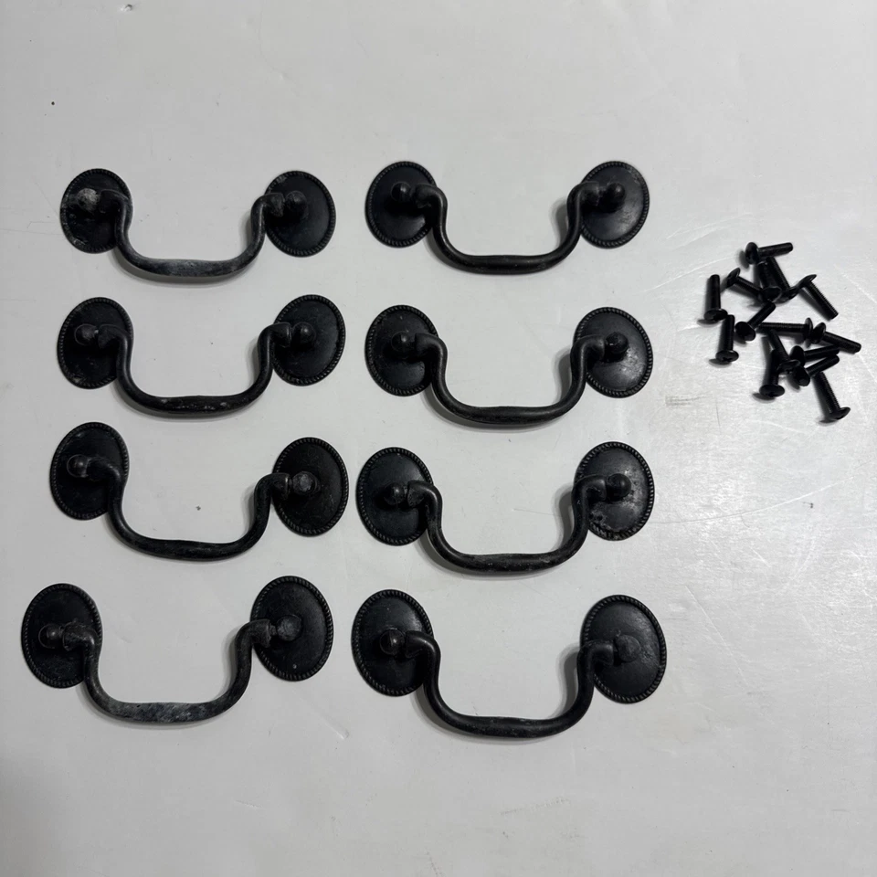 Puxadores de gaveta vintage preto liso com alguns parafusos incluídos - Imagem 3 de 4