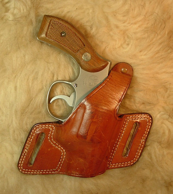 FINE VINTAGE BIANCHI #5 LEATHER CONCEALED CARRY HOLSTER FOR S&W K FRAME 2''