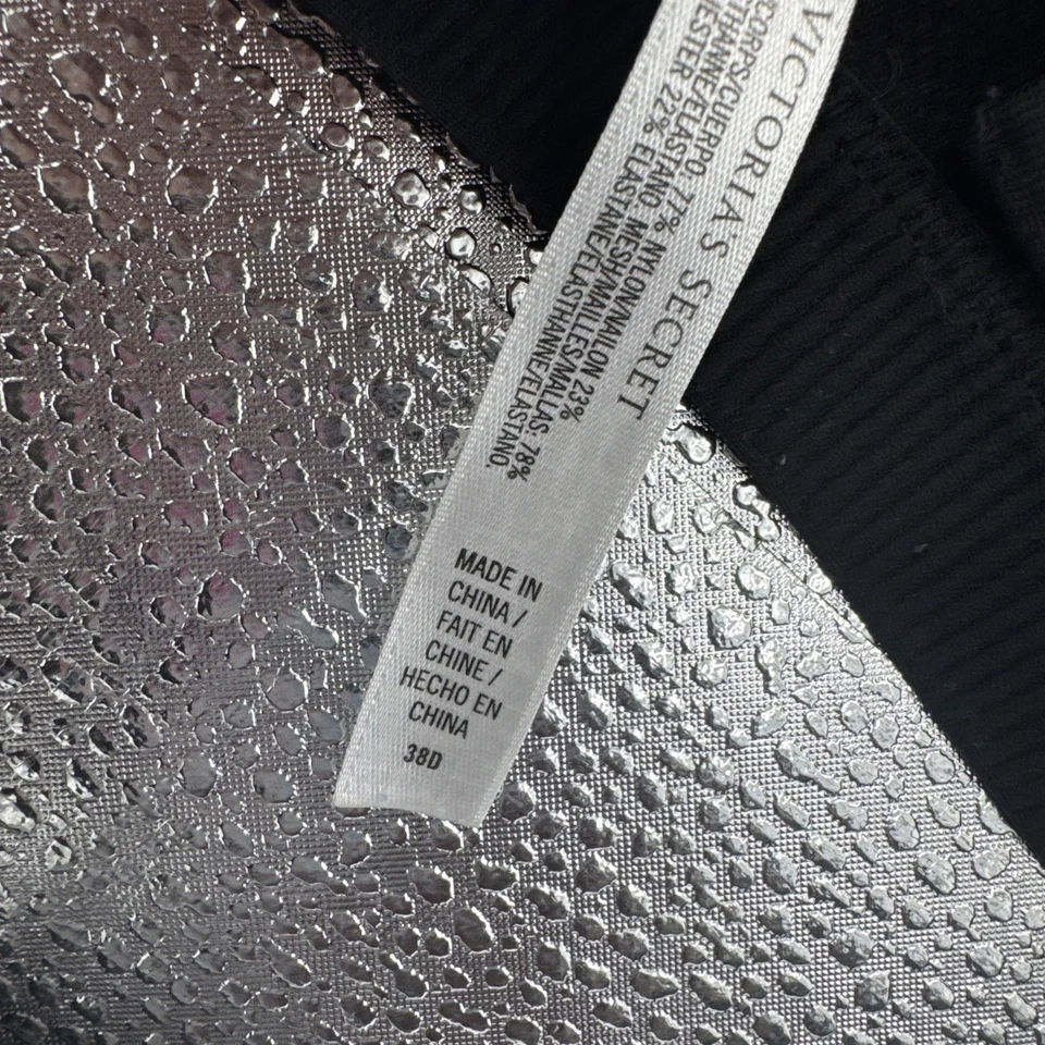 Victoria's Secret Vsx Sports Bra Black 38D - Image 4 of 4