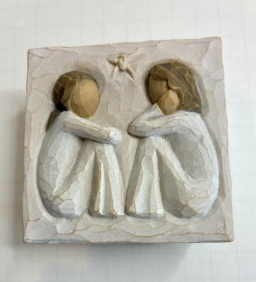 Willow Tree Trinket Box Friendship 2003 Forever Friends Demdaco Susan Lordi