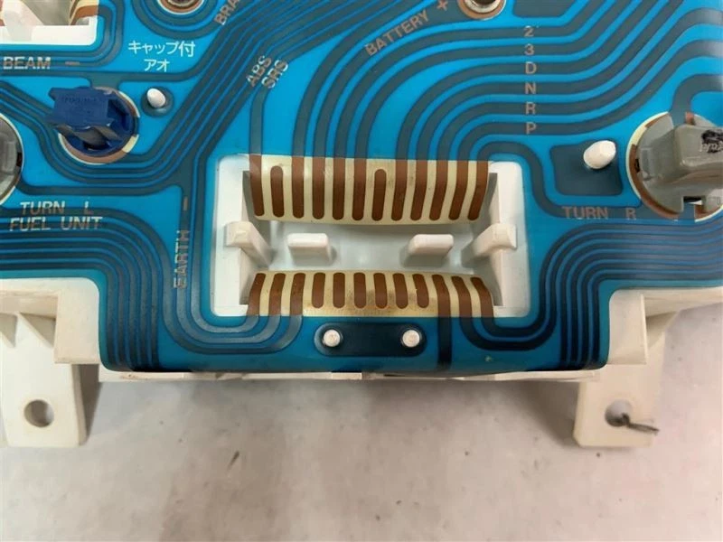 Grupo de velocímetro sin tacómetro cara negra se adapta a 99-02 MIRAGE 3827134 Foto 4 de 4